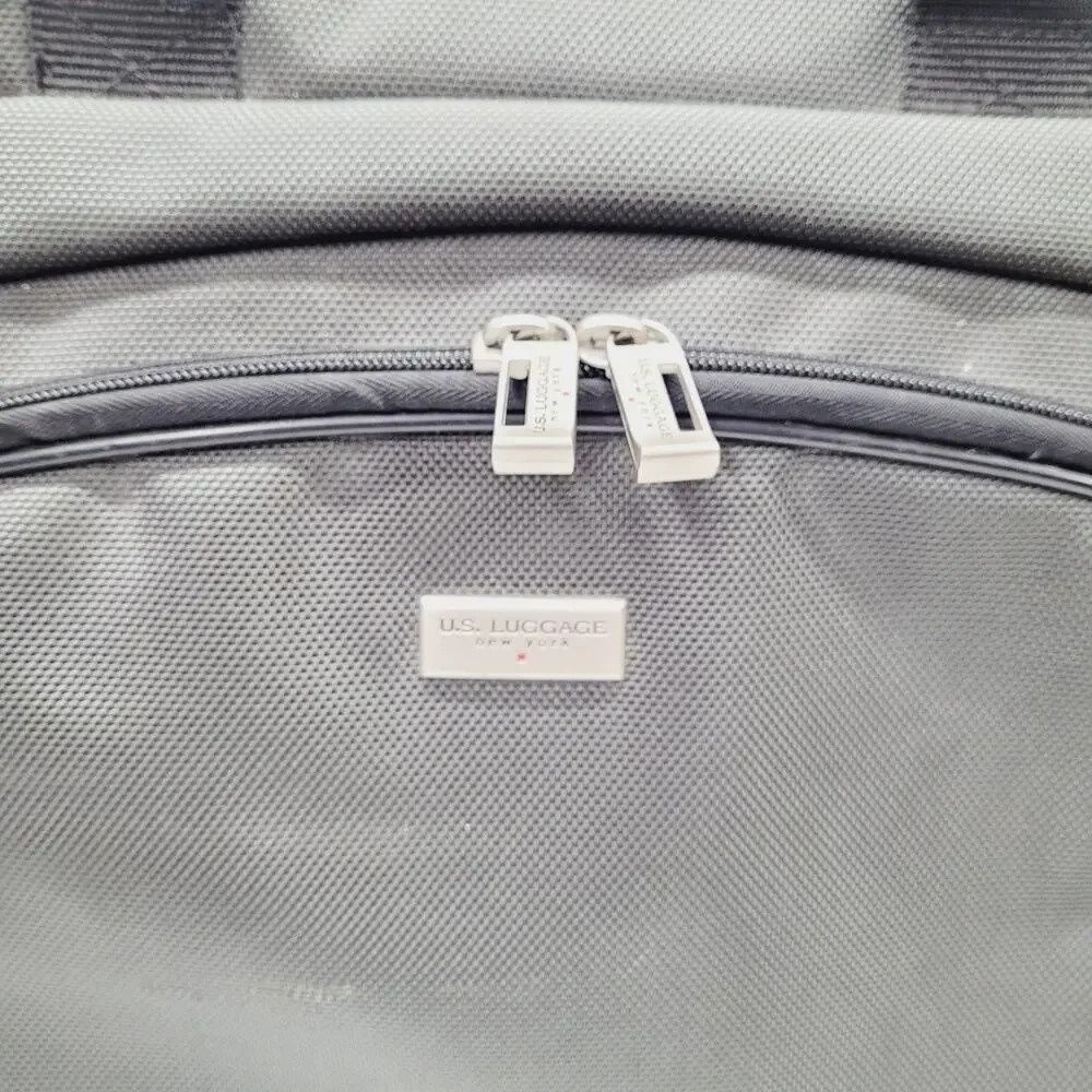 US LUGGAGE NEW YORK Roller Carry On Briefcase 18x12x8 Laptop Gray Outside Zip